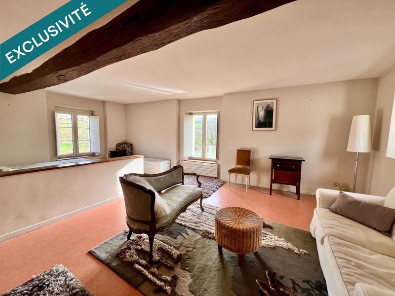 Maison - 460 m² - 12 pièces