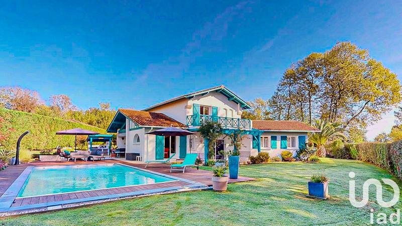 Maison - 175 m² - 7 pièces