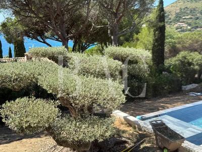 Villa - 450 m² - 9 pièces