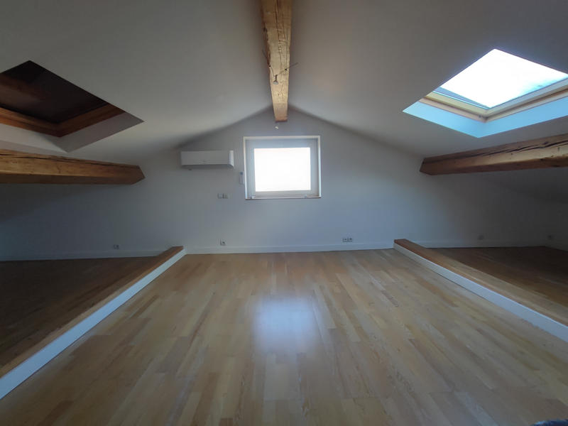 Appartement - 77 m² - 3 pièces