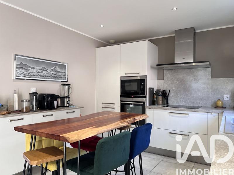 Maison - 100 m² - 5 pièces