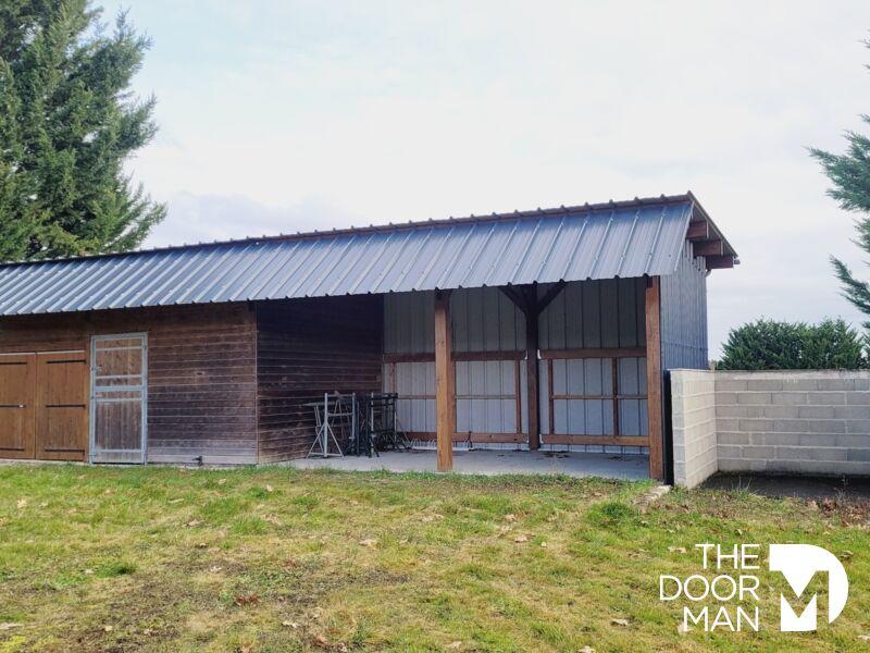 Propriété - 367 m² - 9 pièces