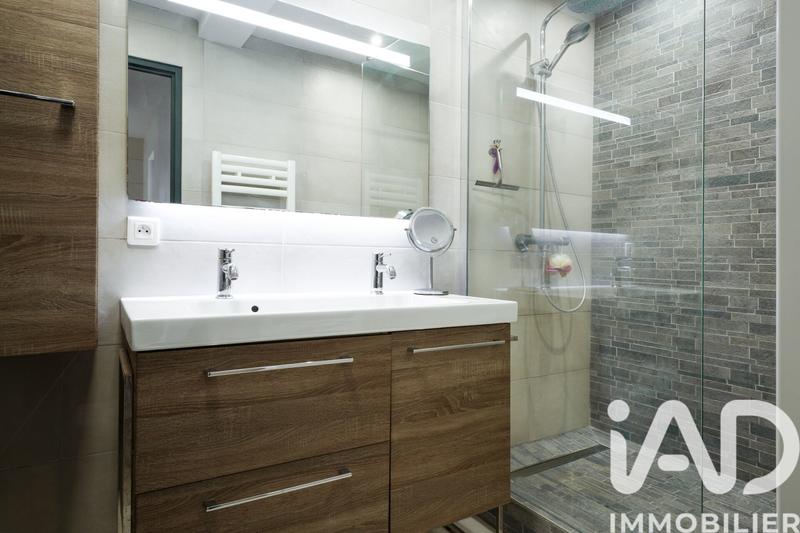 Maison - 175 m² - 8 pièces