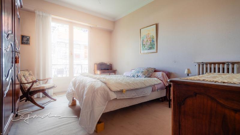 Appartement - 131 m² - 6 pièces