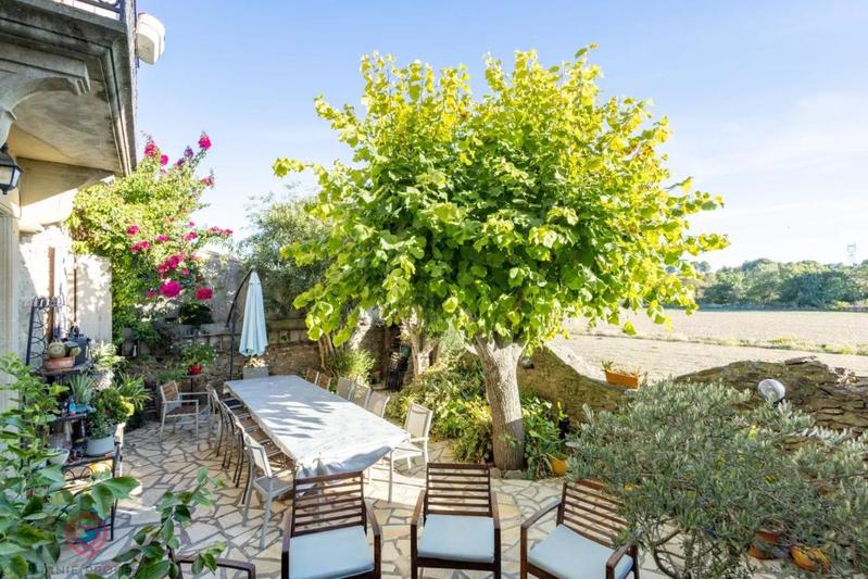 Maison de village - 315 m² - 12 pièces