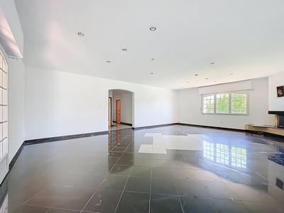 Maison - 178 m² - 5 pièces