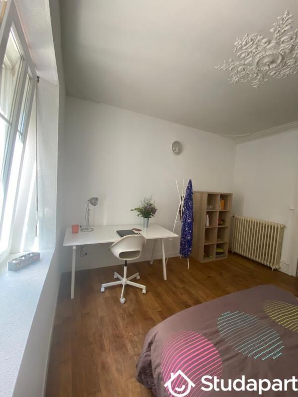 Chambre - 11 m² - 1 pièce