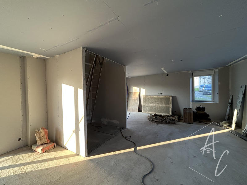 Maison ancienne - 156 m² - 9 pièces