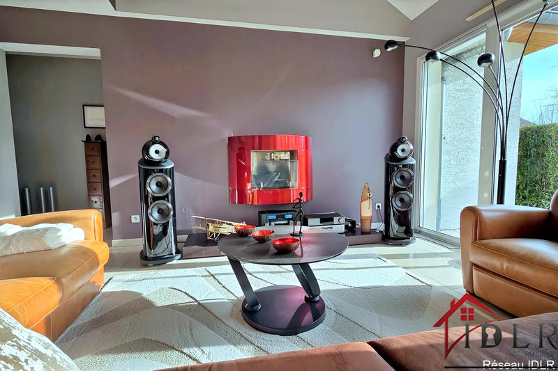 Villa - 274 m² - 9 pièces