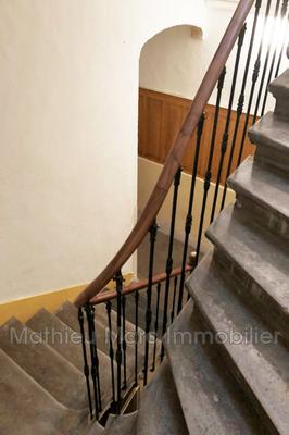 Maison en pierre - 250 m² - 8 pièces