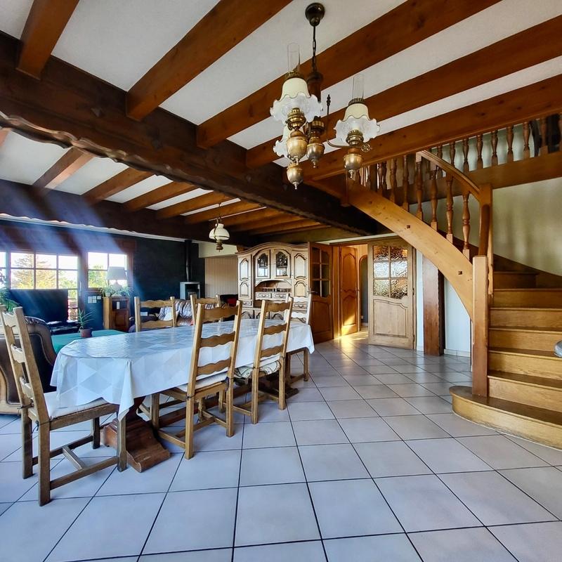 Maison - 175 m² - 6 pièces