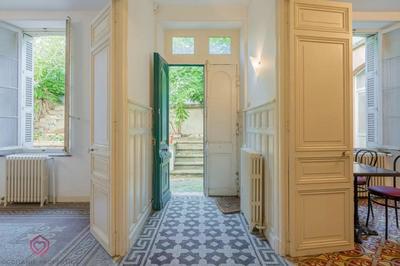 Maison de village - 282 m² - 8 pièces