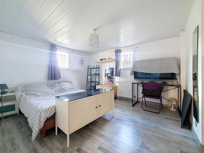 Maison - 236 m² - 6 pièces