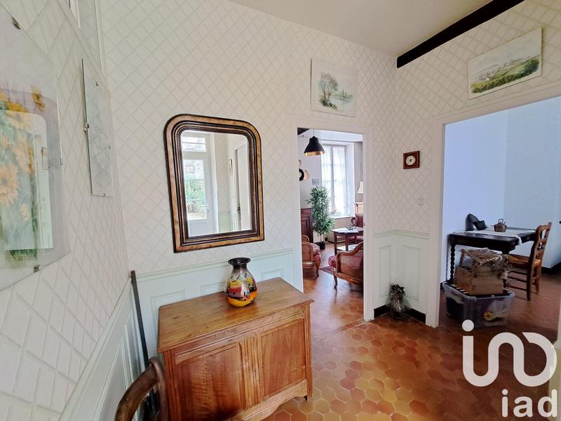 Maison - 121 m² - 6 pièces