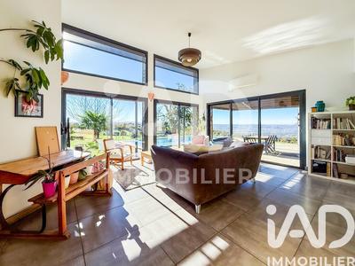 Maison - 152 m² - 5 pièces