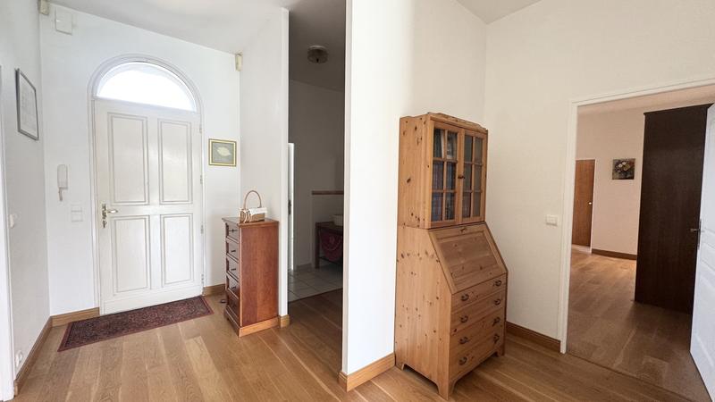 Maison - 174 m² - 5 pièces