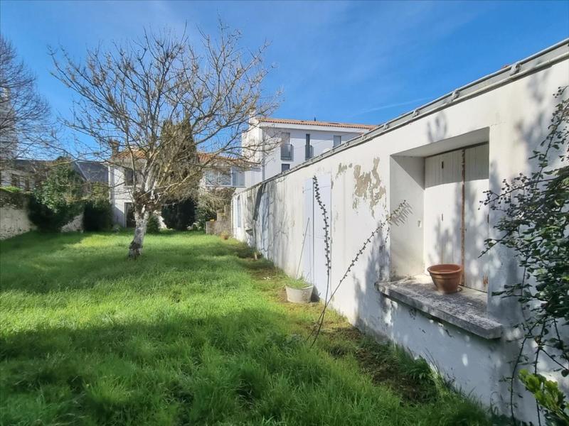 Maison - 175 m² - 6 pièces