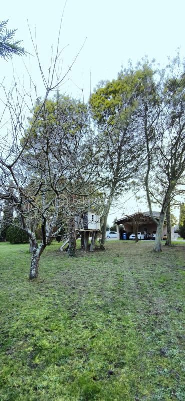 Demeure - 245 m² - 9 pièces