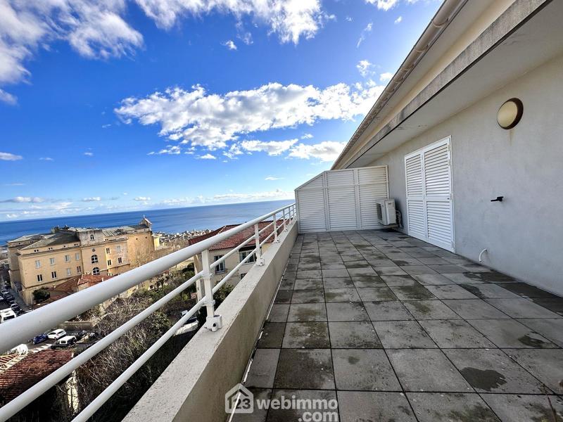 Duplex - 160 m² - 4 pièces