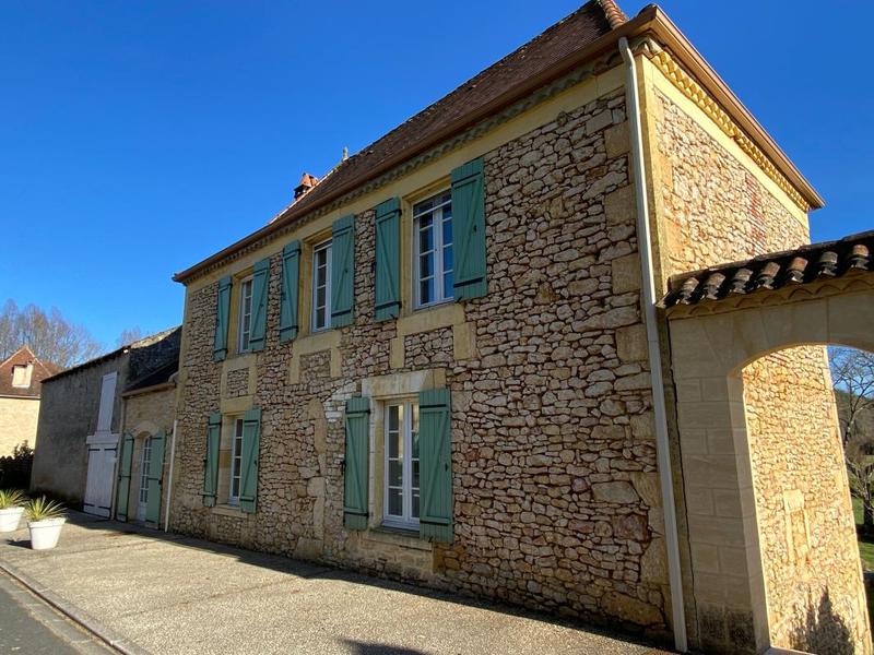 Maison de village - 110 m² - 4 pièces