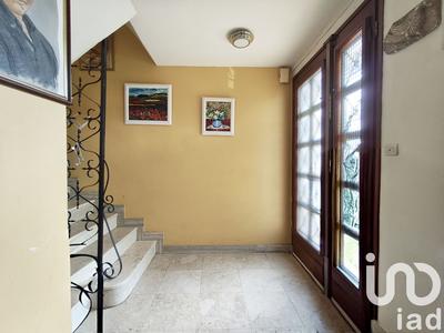 Maison - 237 m² - 10 pièces