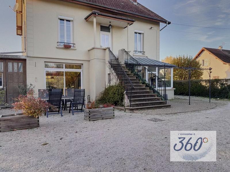 Maison - 148 m² - 4 pièces