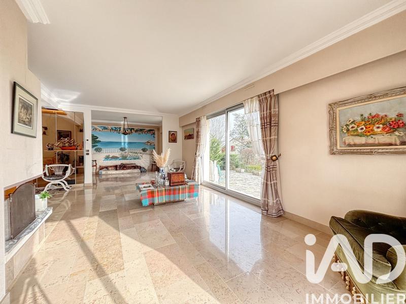 Maison de maîtres - 205 m² - 6 pièces