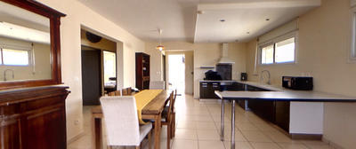 Maison - 125 m² - 5 pièces