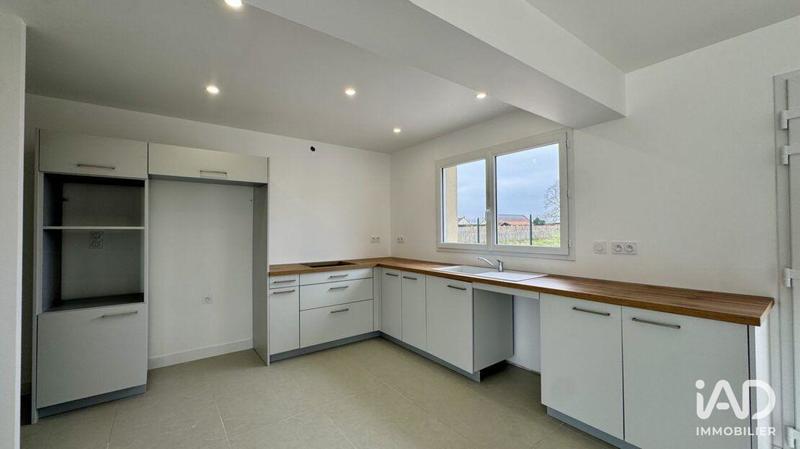 Maison - 121 m² - 4 pièces