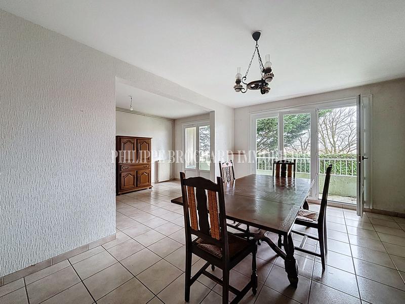 Appartement - 103 m² - 5 pièces