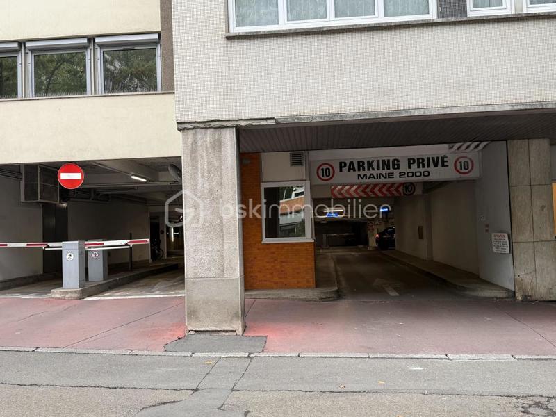 Parking - 10 m²