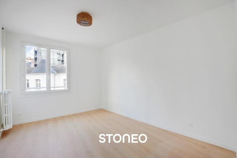 Appartement ancien - 73 m² - 3 pièces