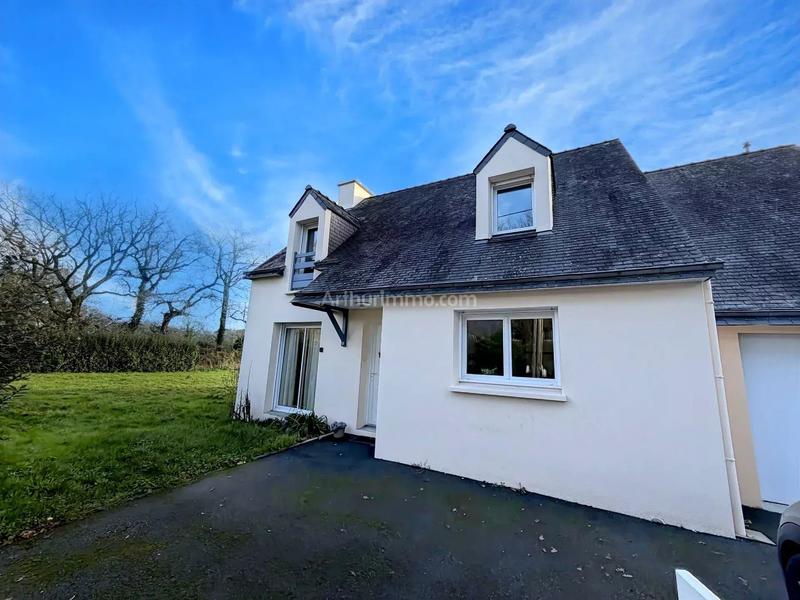 Maison - 95 m² - 5 pièces