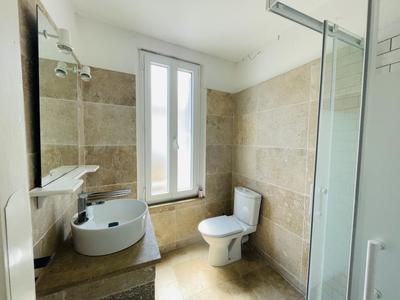 Appartement - 145 m² - 5 pièces