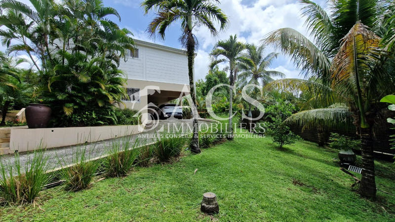 Maison - 114 m² - 5 pièces