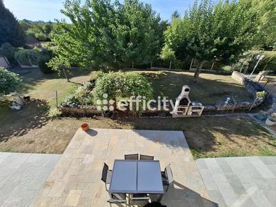 Maison - 182 m² - 6 pièces