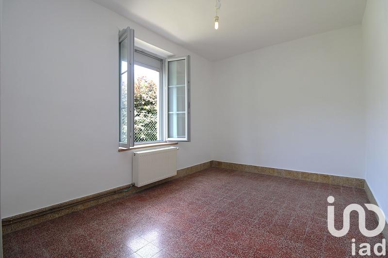 Maison - 180 m² - 10 pièces