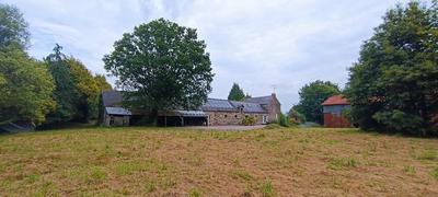 Propriété - 156 m² - 6 pièces