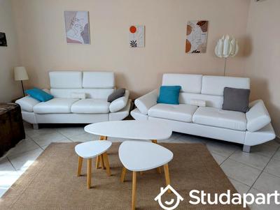 Chambre - 11 m² - 1 pièce