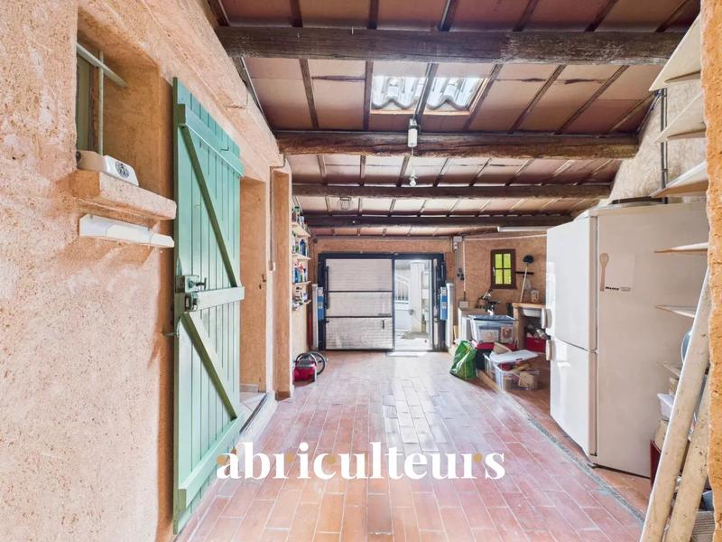 Maison - 94 m² - 5 pièces