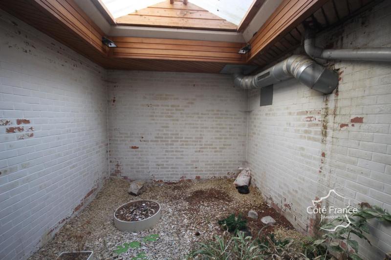 Local commercial - 218 m²