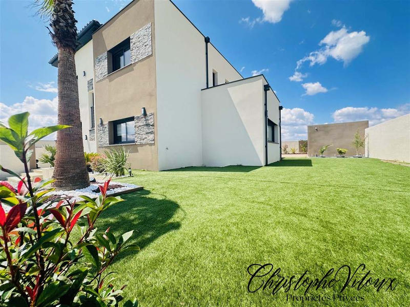 Demeure - 173 m² - 6 pièces