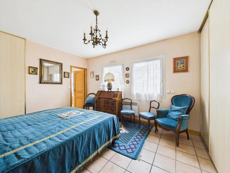 Maison - 187 m² - 8 pièces