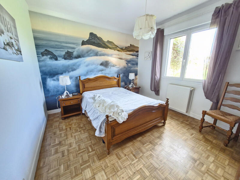 Maison - 100 m² - 5 pièces