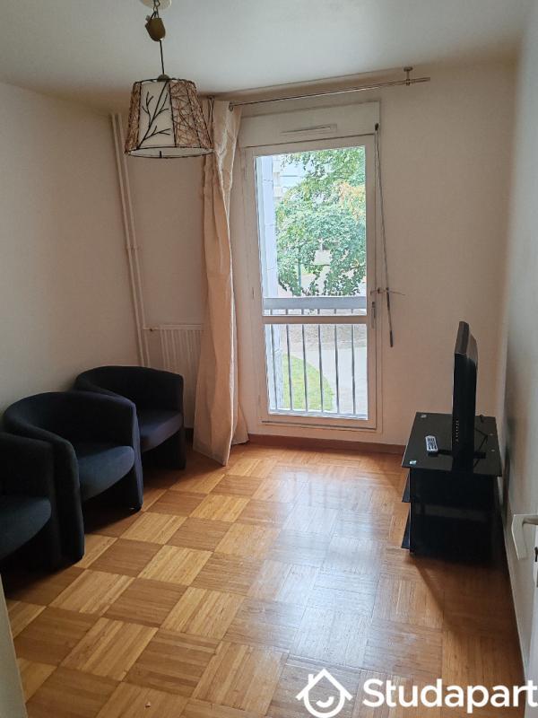 Chambre - 9 m² - 1 pièce