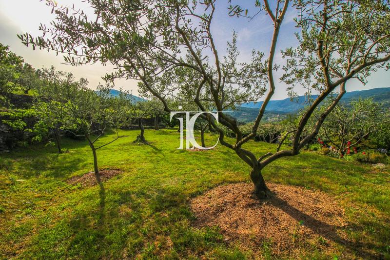 Maison - 152 m² - 4 pièces