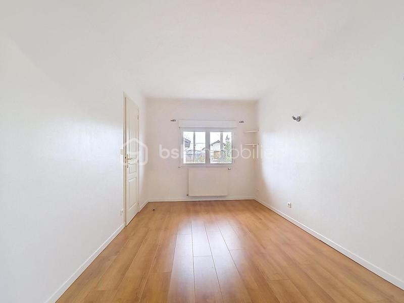 Maison - 83 m² - 4 pièces