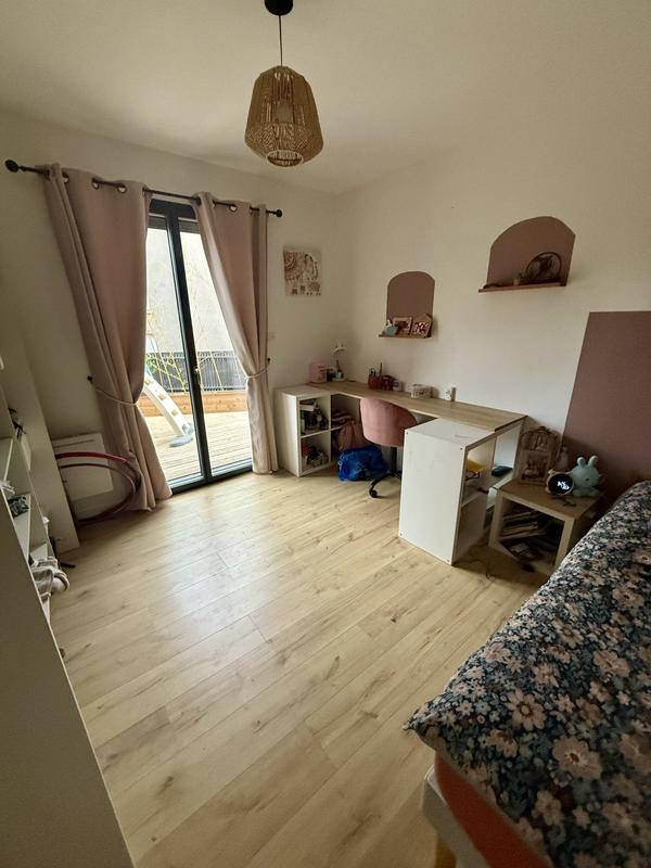 Maison - 143 m² - 5 pièces