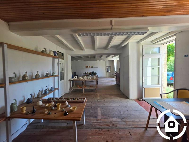 Maison - 292 m² - 8 pièces