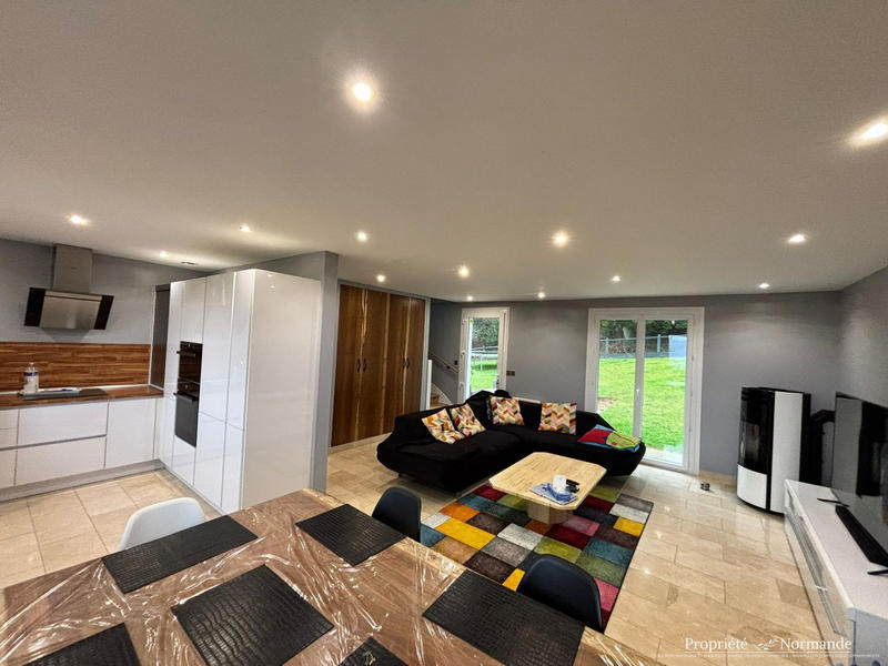 Maison - 115 m² - 5 pièces